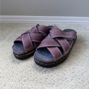 Vntg Dr. Martens Chunky Y2K 9508 England Crisscross Leather Sandals in lavendar